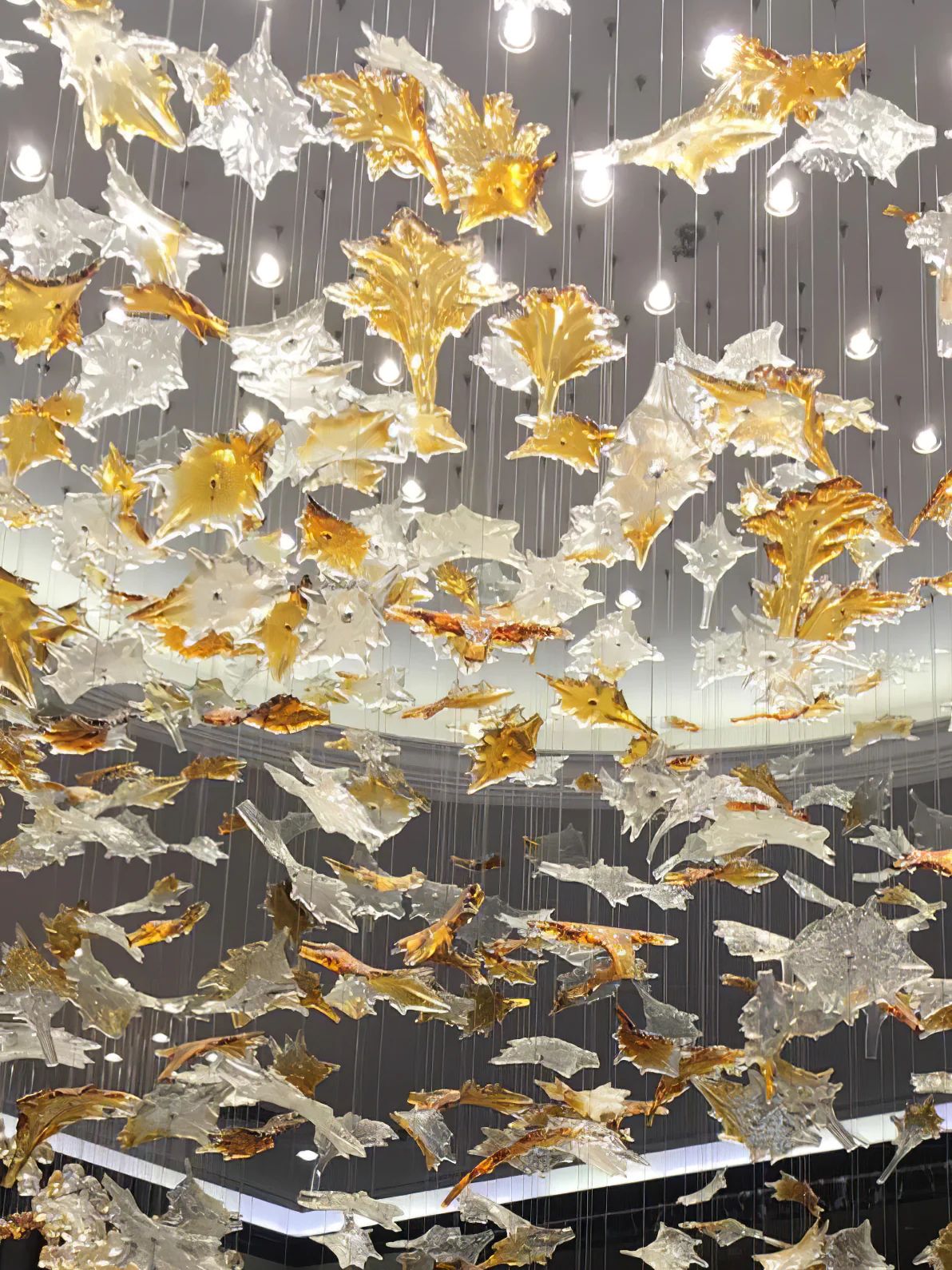 Multicolor Maple Leaf Art Glass Chandelier-MEET LIGHTING