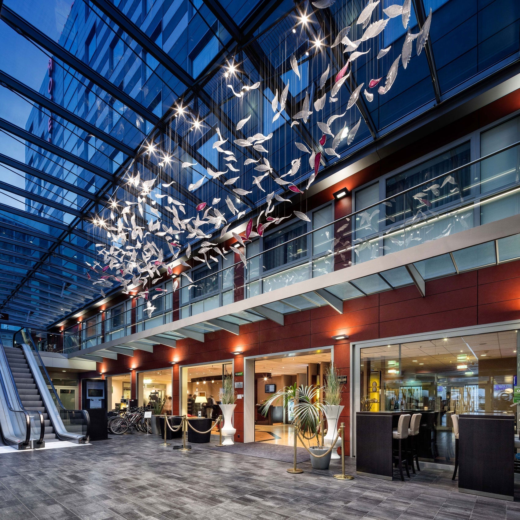 Flying Glass Feather Chandelier-MEET LIGHTING