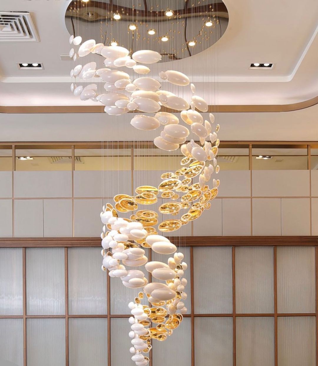 Modern Artistic Unique Golden Dragon Egg Chandelier for Staircase/ Sales Center/ Hotel-MEET LIGHTING