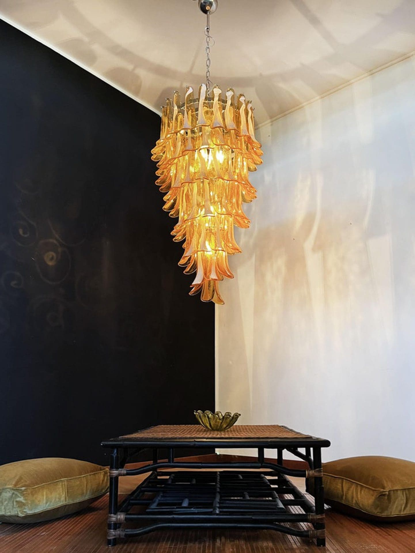 Murano Chandelier – 83 petals – Caramel